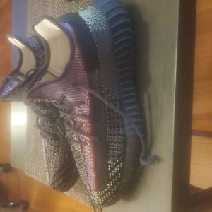 Yeezy yecheil reflective boost 350